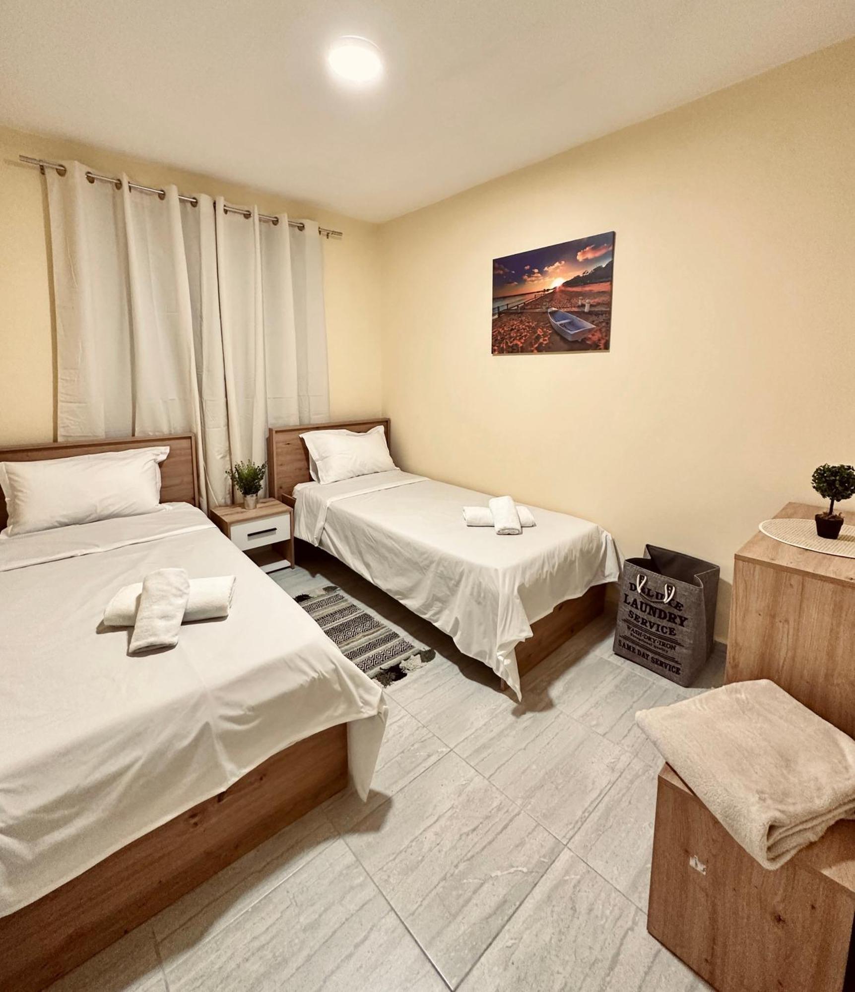 Urban Apartment In Blloku تيرانا المظهر الخارجي الصورة